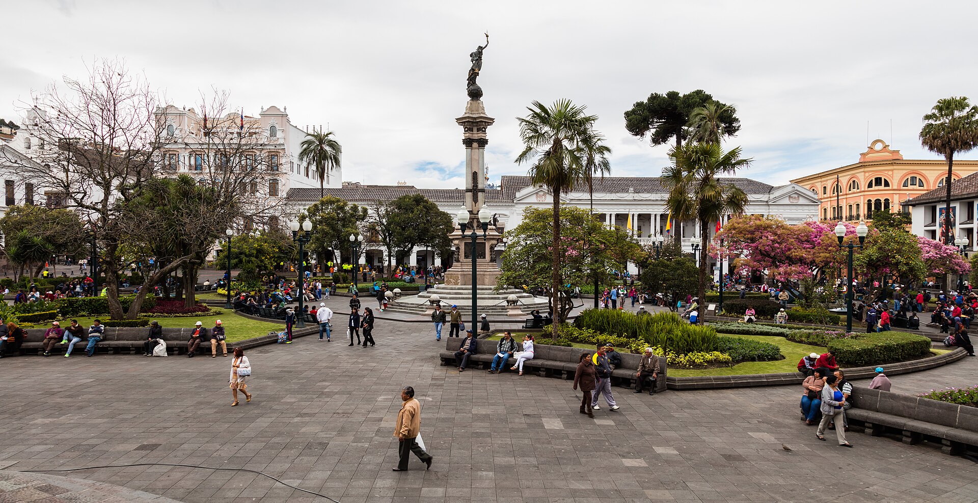 Best Places to Live in Ecuador for Expats 2026